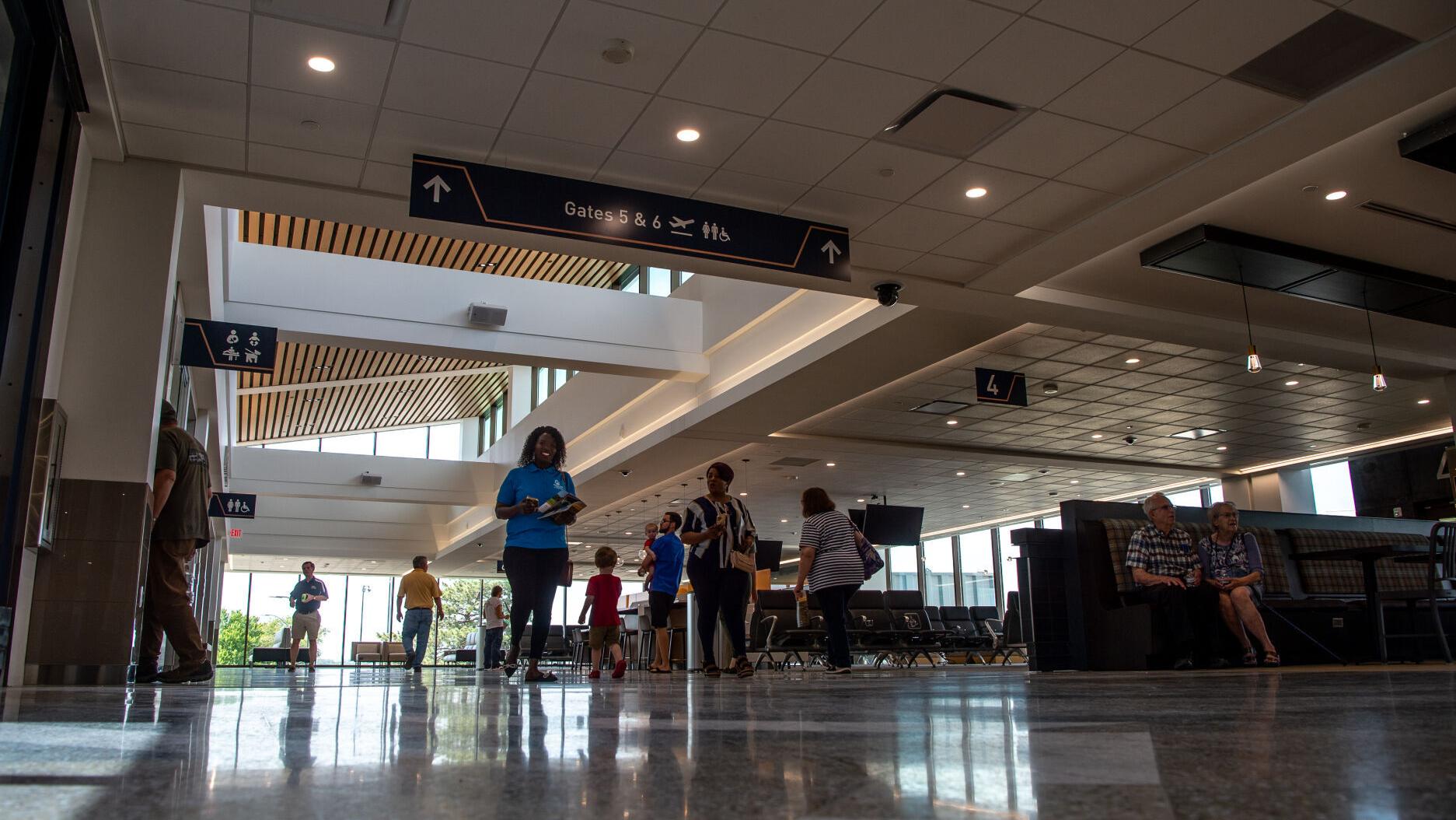 Letter: One more step to beautify airport